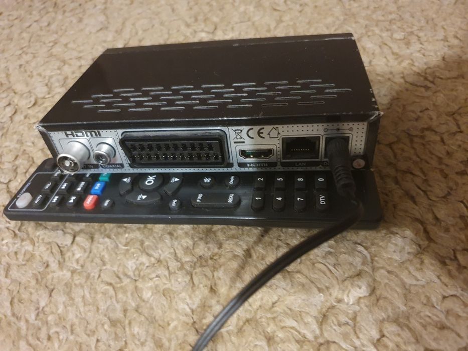 Dekoder Opticum dvb t2 hevc internet