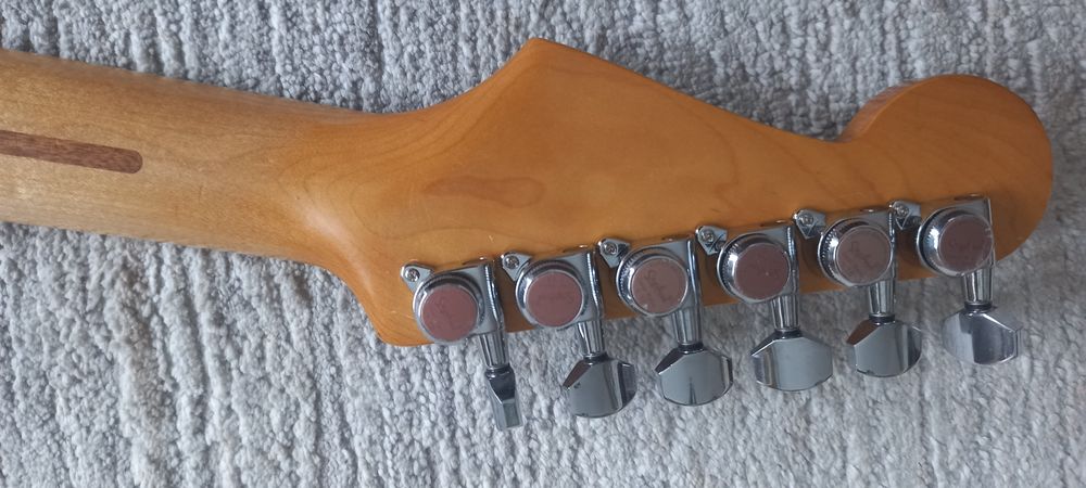 Squier stratocaster japan, seymour duncan, składak
