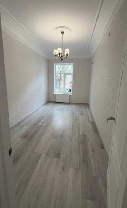 Продам 2-кімнатну квартиру ул. Богдана Хмельницького | 68 м² | під держпрограми