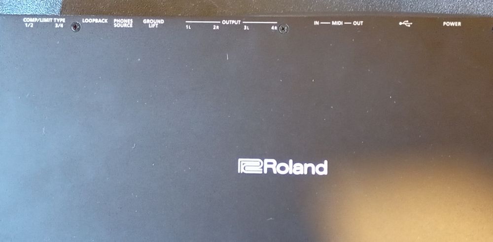 Interface Rubix 44 Roland