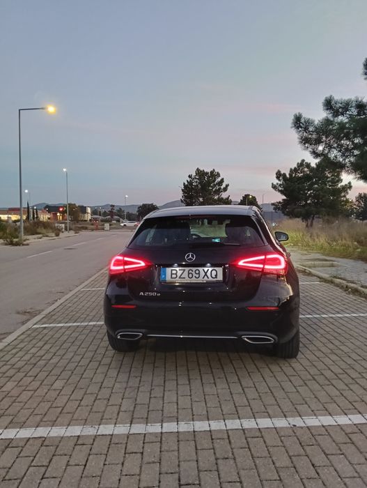 Mercedes Benz A250e  2021