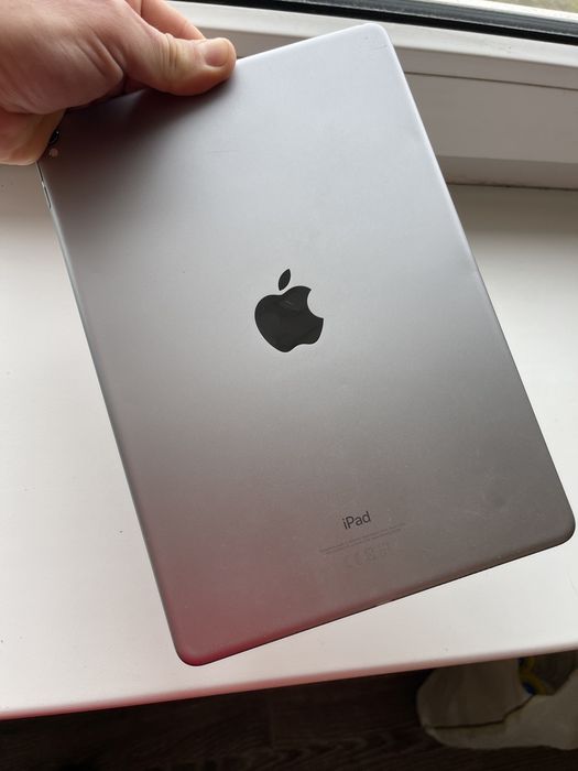 iPad pro 10.5 64гб
