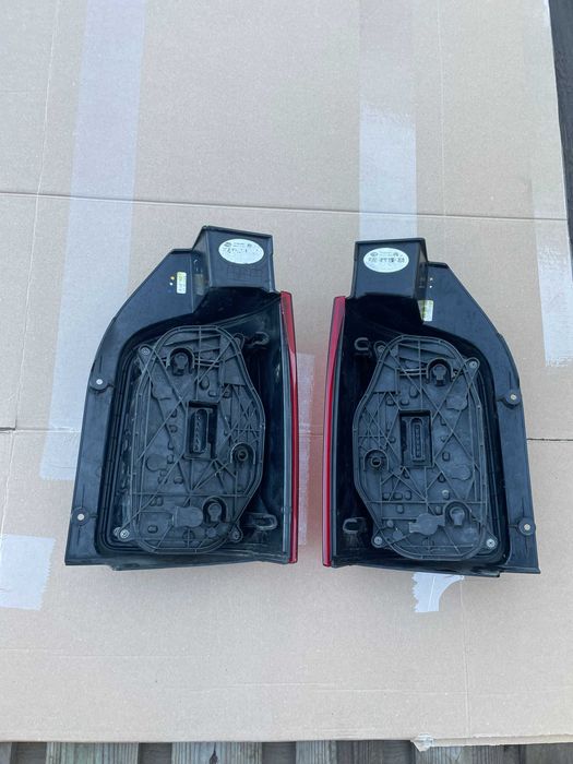Lampa tylna prawa lewa VW T6 Transporter oryginalna