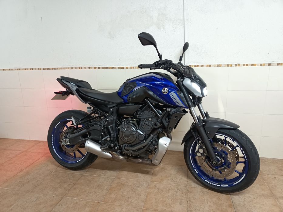 Yamaha MT 07 2021