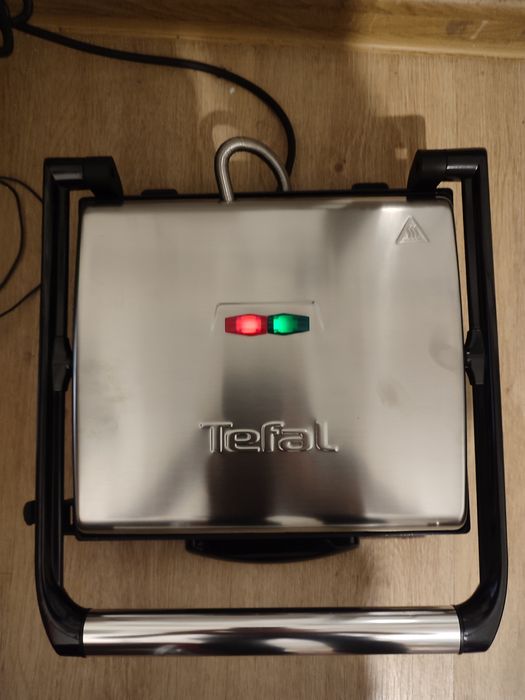 Продам електричний контактний гриль tefal inicio gc241d38