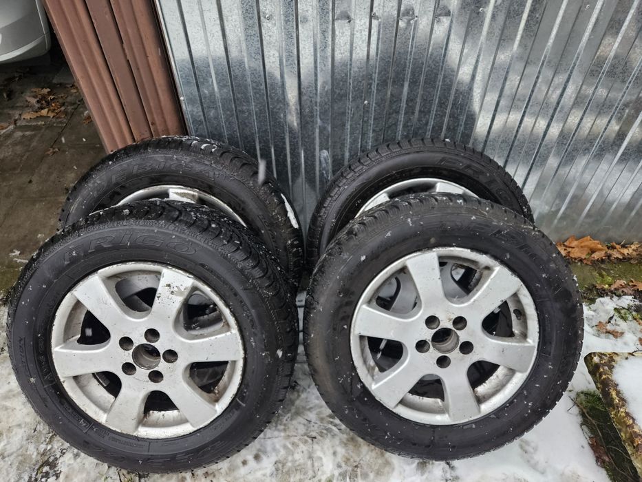 Koła zimowe Felgi Alu 5X100 15" 195/65R15 Debica