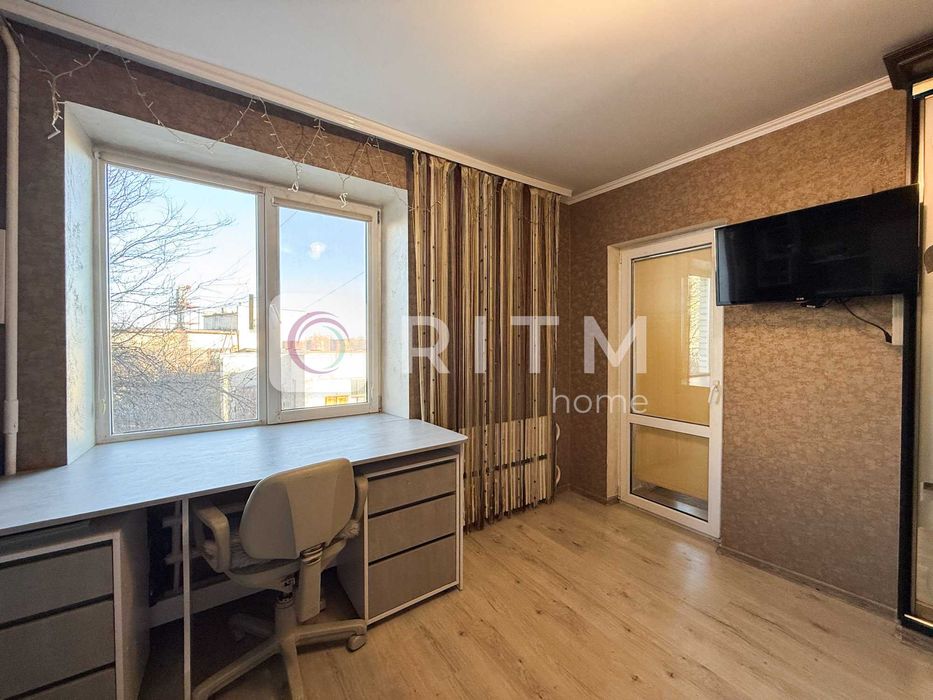 Затишна 2-кімнатна квартира загальною площею 56 м² у цегляному будинку