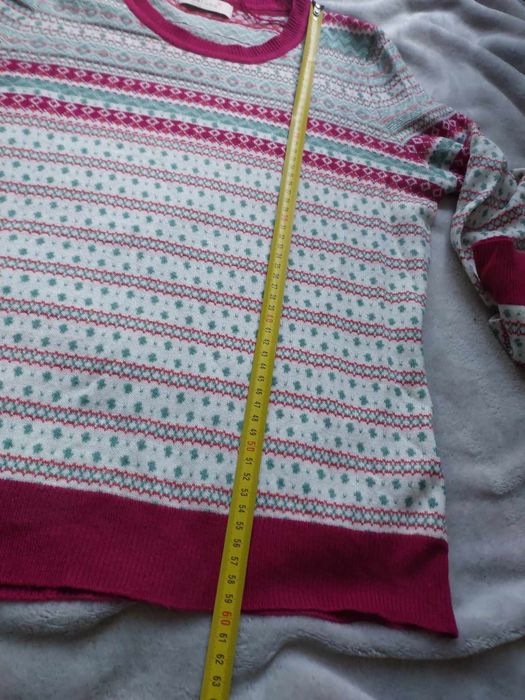 Sweter kolorowy 40