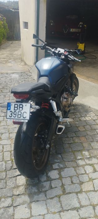 Moto Honda CB 650 r