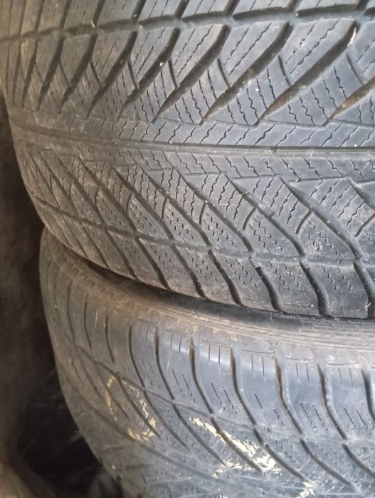 245 45 r19 102V Goodyear Ultra Grip 8 para zima wymiana