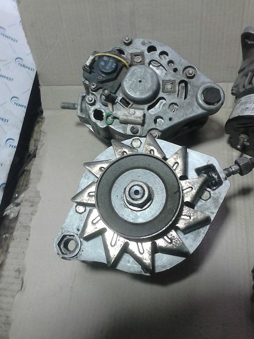 Генераторы ЗАЗ сенс  ВАЗ 2109-2107-06-01 Нива Шевроле 80ампер.