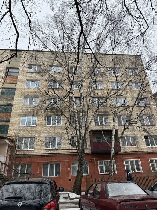 Продаж квартири в спальному районі