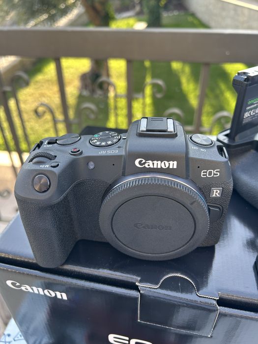 Canon RP + Grip de bateria