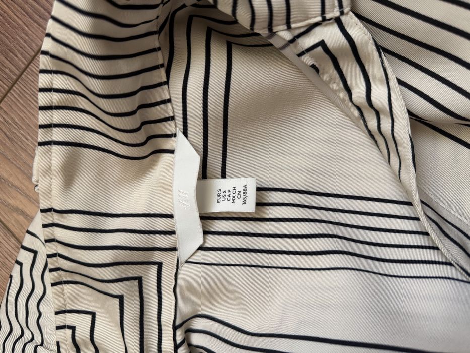 H&M  костюм ( розмір S)
