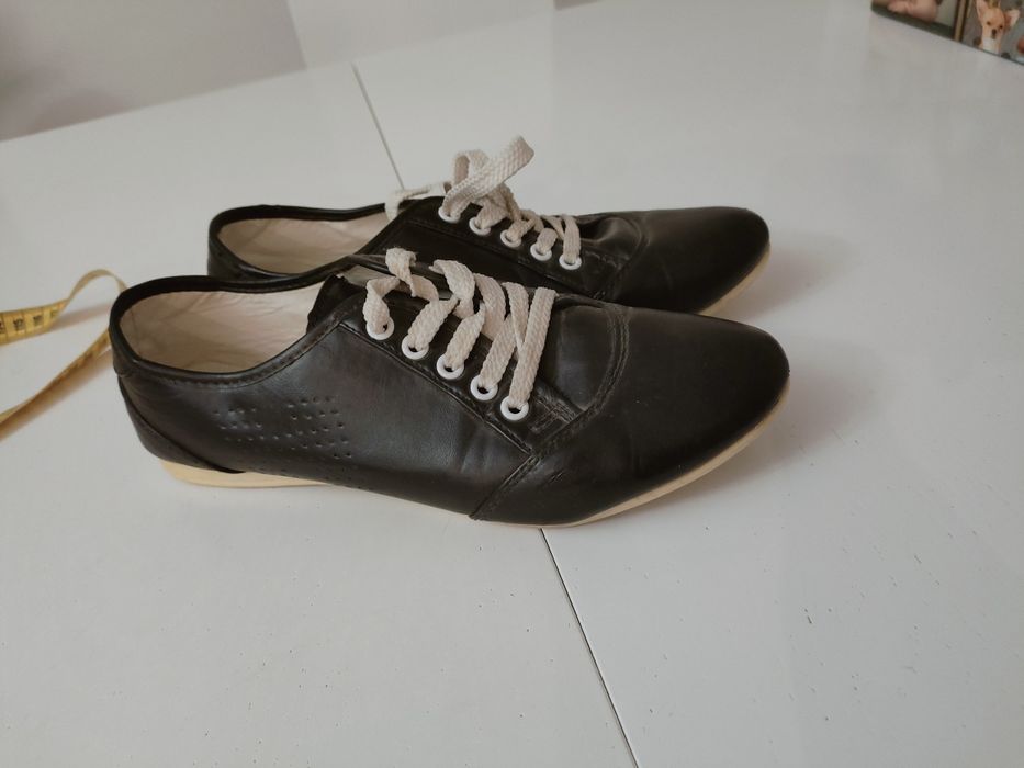 Oxfordki trampki 39 czarne buty cichobiegi