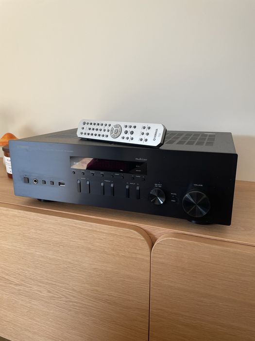 Yamaha R-N402D – amplituner sieciowy stereo, DAB+, Wi-Fi, Bluetooth, MusicCast