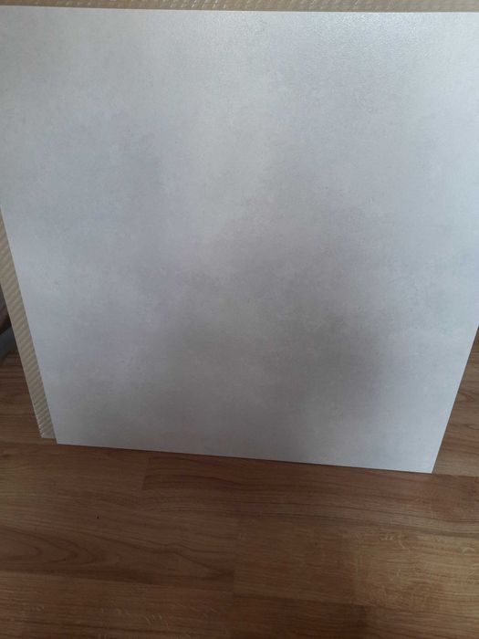 Płytki 60 × 60 szare