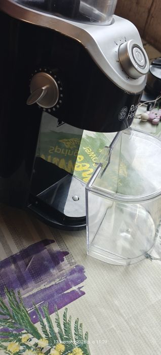 Кавомолка RUSSELL HOBBS 23120-56