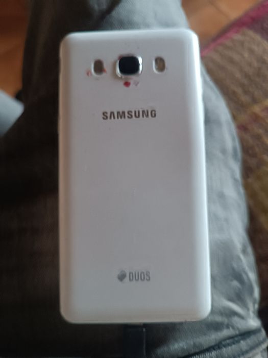 Telemóvel Samsung j5 2016 a funcionar