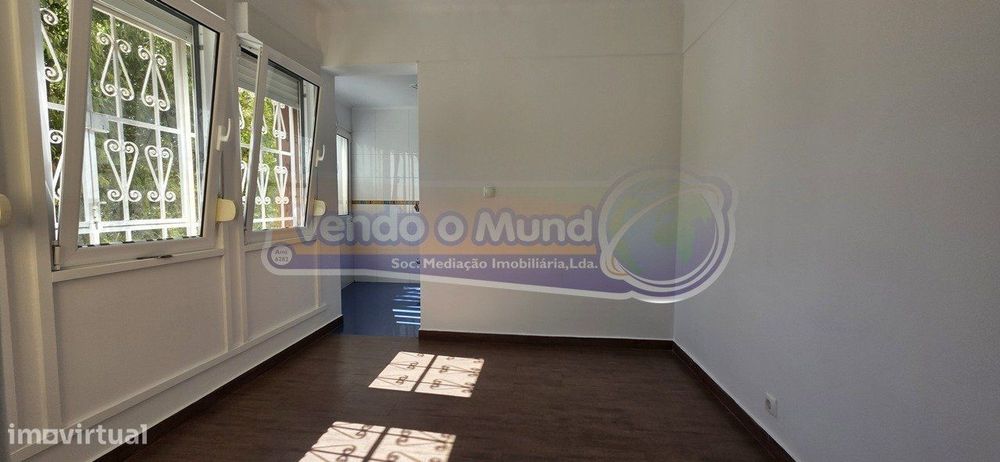 Apartamento T3 em Carnide (LXLX013)