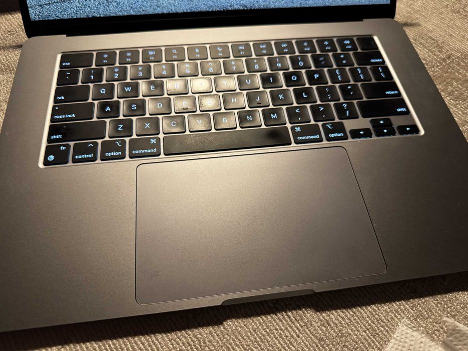 Macbook Air 15" M3 16/512 +DODATKI!