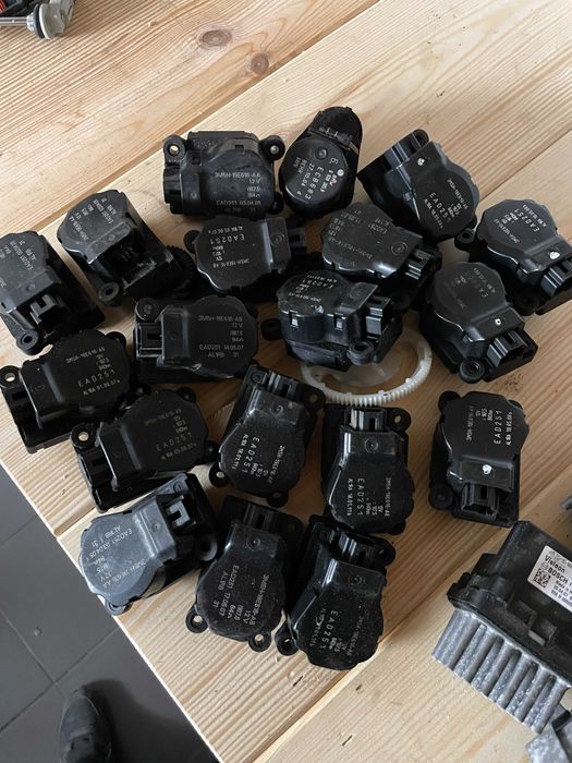 FORD MONDEO MK4 Silniczek silniczki nagrzewnicy