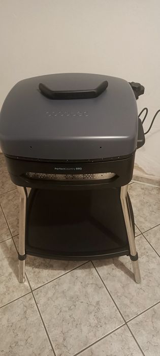 Nowy grill elektryczny