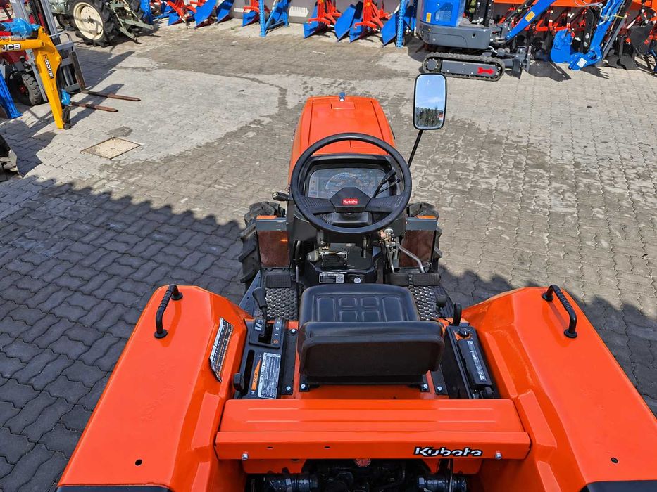 CAMPANHA - Trator Kubota GL23 | [4x4] | Direção Assistida | 4 Pneus Novos