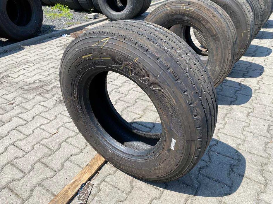 Opona używana ciężarowa prowadząca 245/70R17.5 SAILUN SAR1 / 11-12mm