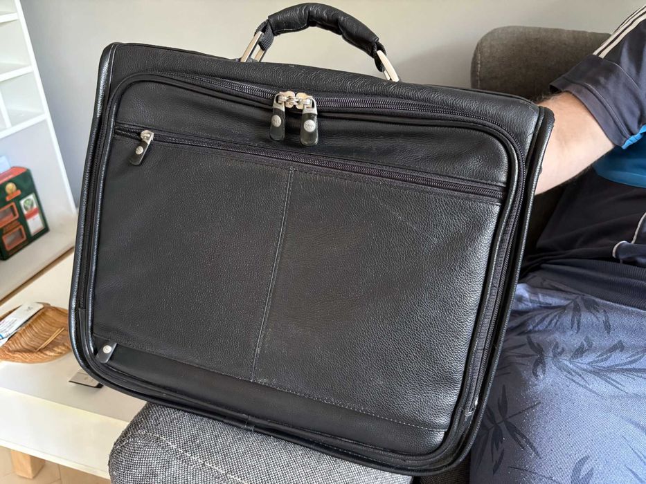 Skórzana torba na laptopa DELL