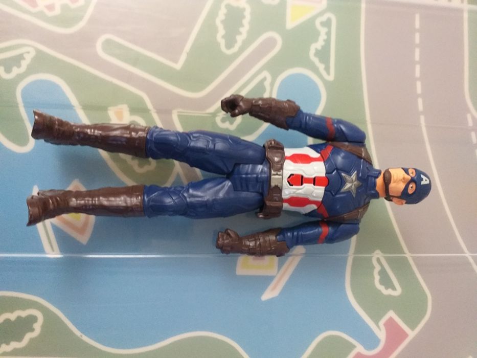 Figuras 30cm  como novas