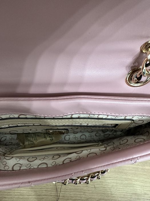 Torebka Guess oryginalna różowa pink mini S zloty łancuch
