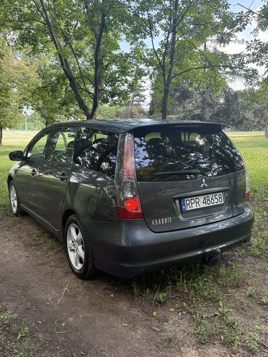 Продам Mitsubishi Grandis 2.0