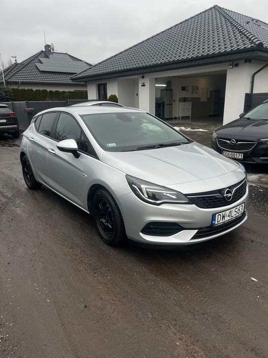 Sprzedam Ładnego  Opla astra k. 2020r
