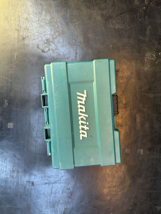 Wkrętak elektryczny Makita F010D
