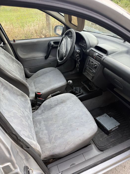 Opel corsa B 1.5 TD isuzu