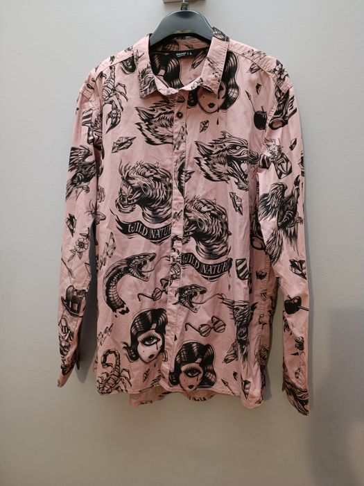 Koszula Cropp L męska brudny róż z czarnymi wzorami  smoki