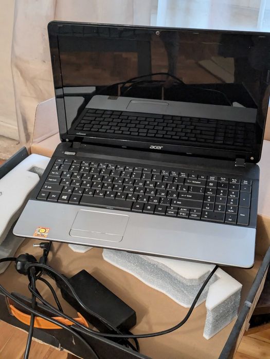 Ноутбук Acer на детали