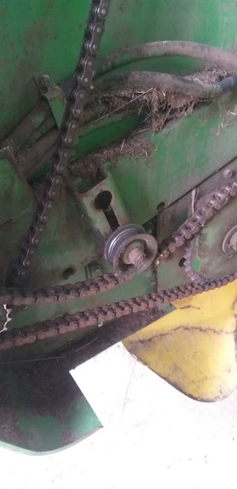 Прес пресс підборщик підбирач рулоний