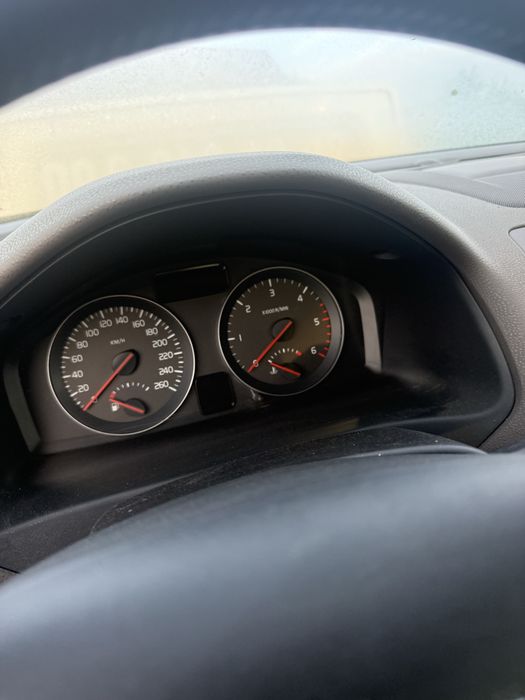 Volvo v50 s40 v70 s60 s80 вольво розборка запчастини