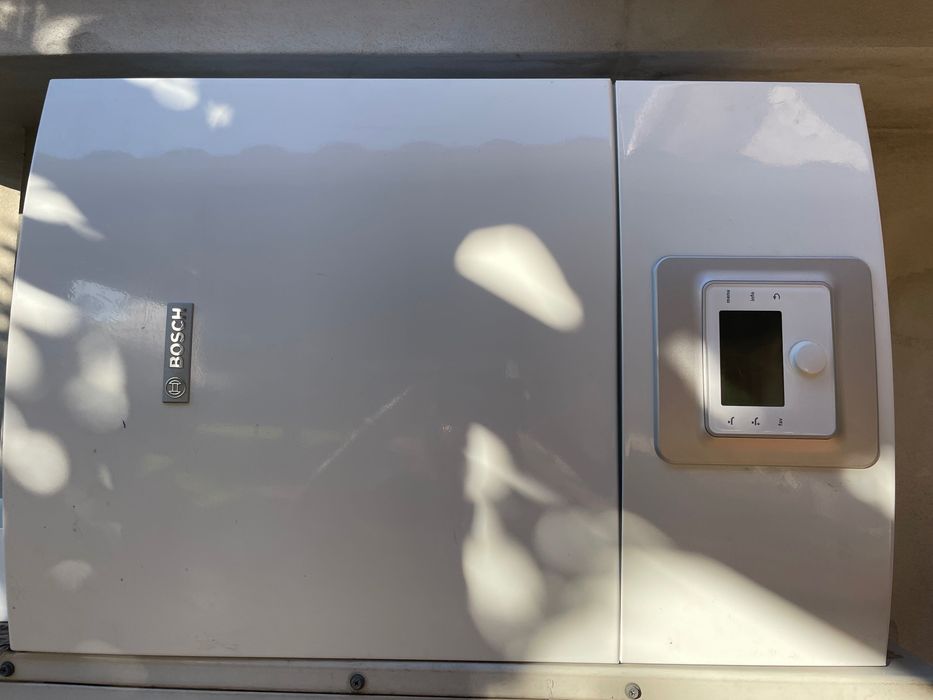 Bomba de calor monofásica Bosch – para peças/reparação – componente eletrónico