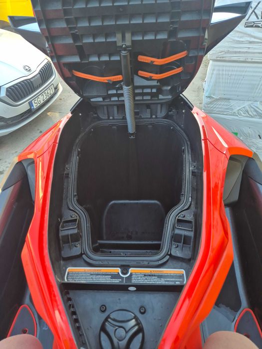 Sprzedam skuter wodny RXT 300 RS  2018r