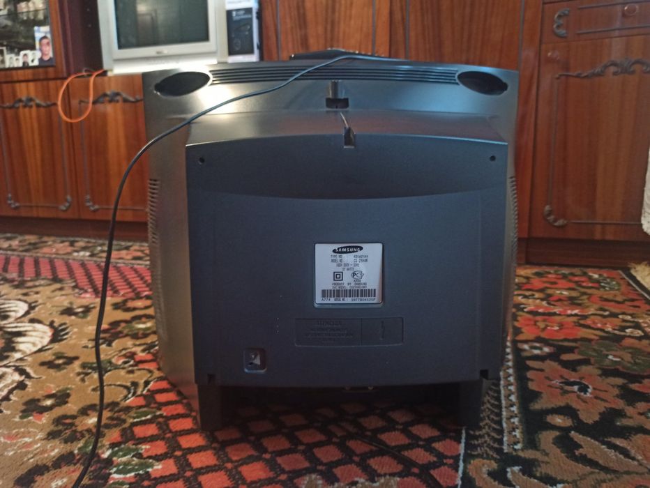 Продам телевізор