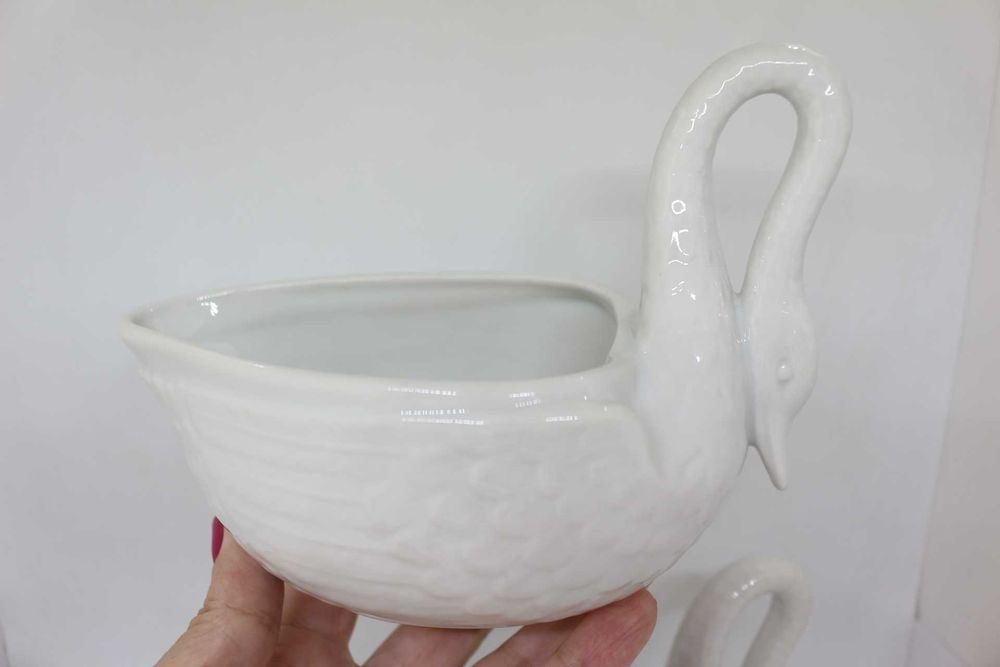 Par Floreiras Cachepot Cisne Porcelana Moldada Vista Alegre 1971 17 cm