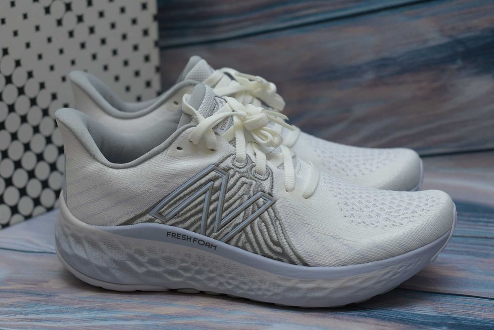 Оригінал! Жіночі бігові кросівки New Balance Fresh Foam X Vongo V5