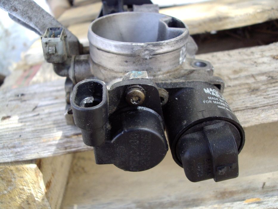 corpo borboleta renault clio