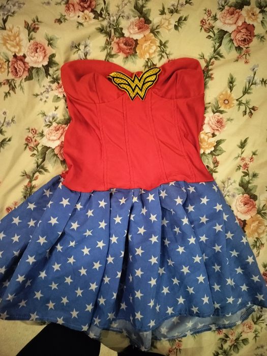 Strój m 38 halloween wonderwomen