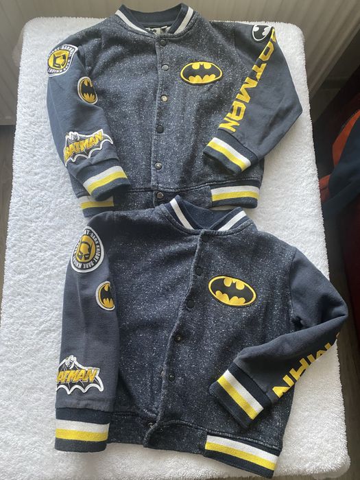 Bluzy na stojce Batman blizniaki 104 cm.
