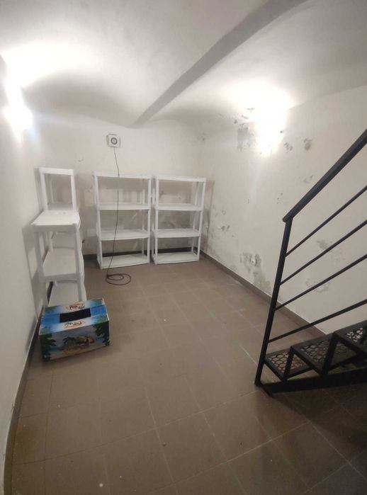 Продається комерційне приміщення по вул. Підзамче (біля заправки ОККО)