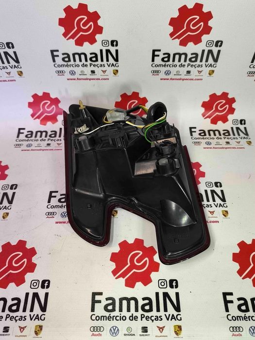 Farolim Esquerdo RENAULT MEGANE III Hatchback Van